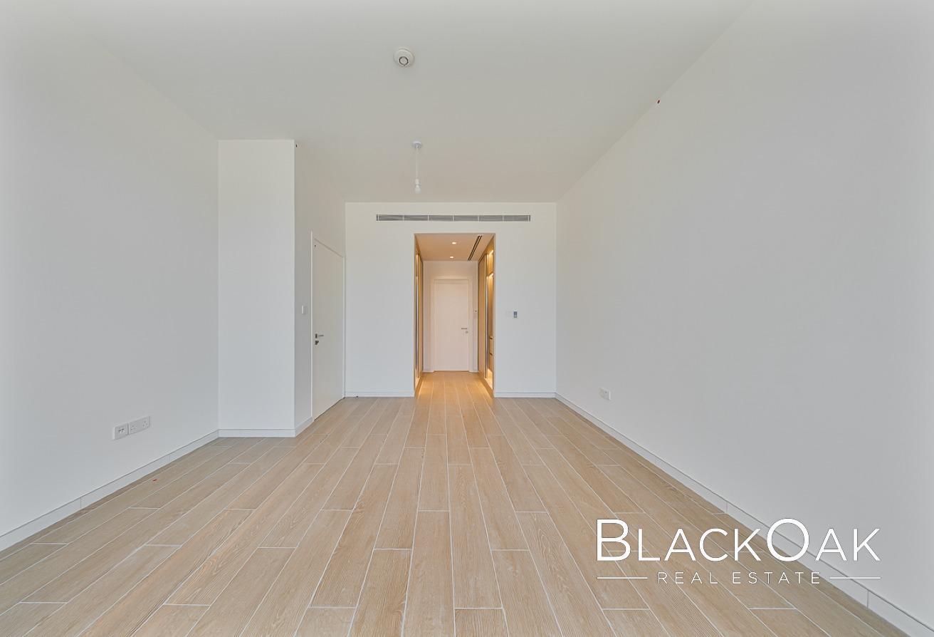 4BR Townhouse | Large Plot | Vacant | Vastu photo 16