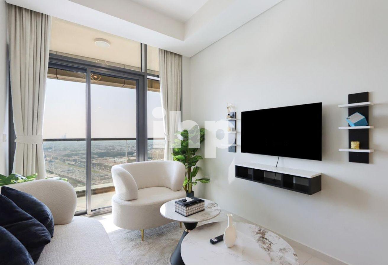Luxury Furnished | Open Views | Huge Balcony photo 2