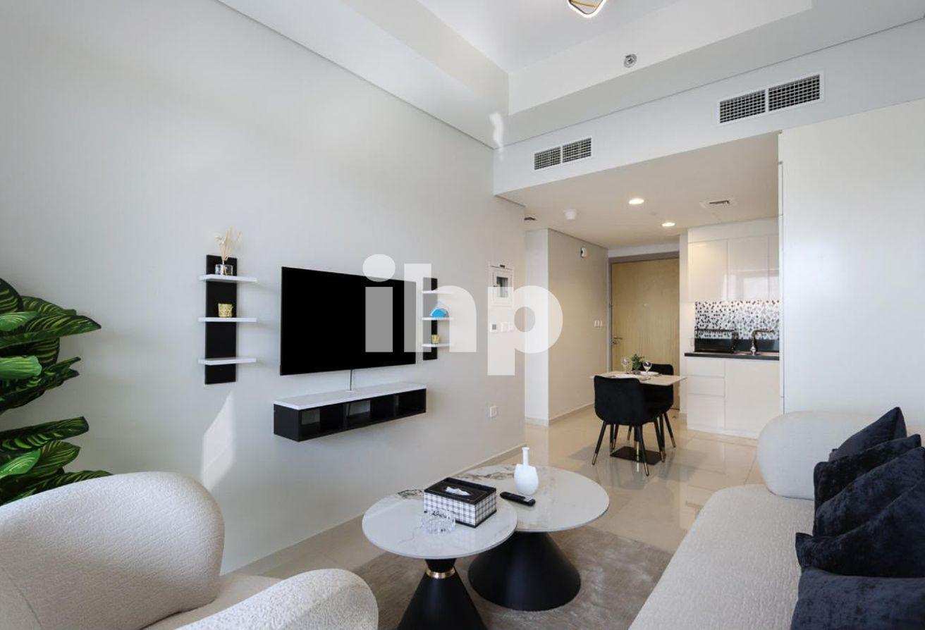 Luxury Furnished | Open Views | Huge Balcony photo 6