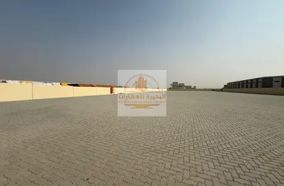 Factory - Studio - 4 Bathrooms for rent in Al Jlail - Al Sajaa - Sharjah