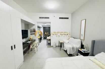 Apartment - Studio - 1 Bathroom for rent in Bella Rose - Dubai Science Park - Dubai