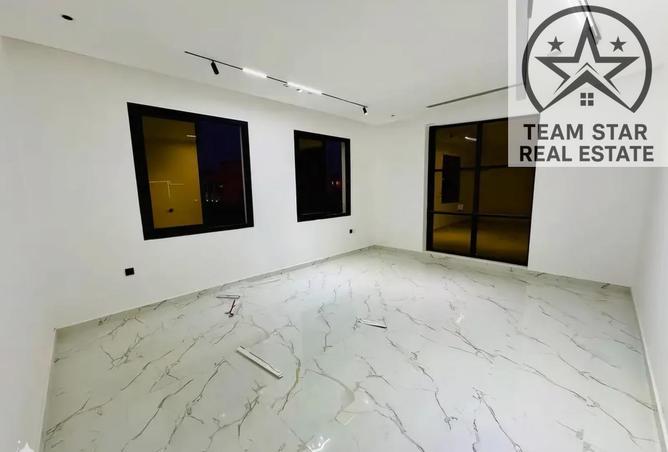 60135200 - Property Image 2