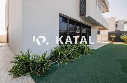 Villa - 4 Bedrooms - 6 Bathrooms for rent in West Yas - Yas Island - Abu Dhabi