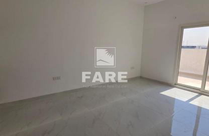 Villa - 4 - 5 for sale in Hoshi - Al Badie - Sharjah
