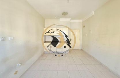 Apartment - Studio - 1 for rent in Muwailih Building - Muwaileh - Sharjah Apartment - Studio - 1 for rent in Muwailih Building - Muwaileh - Sharjah