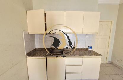 Apartment - Studio - 1 for rent in Muwailih Building - Muwaileh - Sharjah