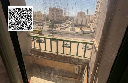 Apartment - 2 Bedrooms - 1 Bathroom for rent in Bu Tina - Al Sharq - Sharjah