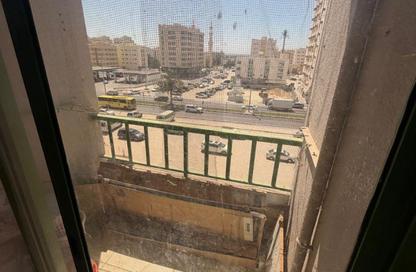 Apartment - 2 Bedrooms - 1 Bathroom for rent in Bu Tina - Al Sharq - Sharjah