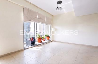 Apartment - 1 - 2 for rent in Golf Tower 1 - Golf Towers - The Views - Dubai