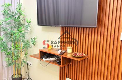 Apartment - 1 Bedroom - 1 Bathroom for sale in Reva Residences - Business Bay - Dubai