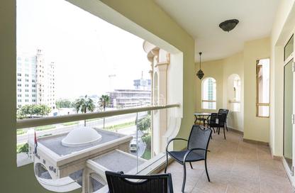 Apartment - 2 Bedrooms - 3 Bathrooms for sale in Al Hallawi - Shoreline Apartments - Palm Jumeirah - Dubai