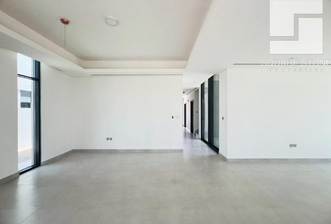 128354969 - Property Image 3