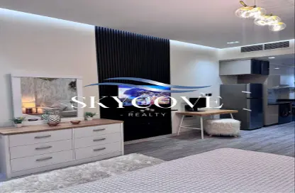 Apartment - 1 Bathroom for rent in Binghatti Crystals - Dubai Silicon Oasis - Dubai