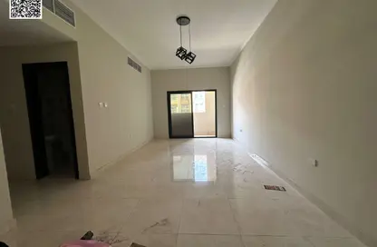 شقة - 2 غرف نوم - 2 حمامات للايجار في 3 المويهات - المويهات - عجمان