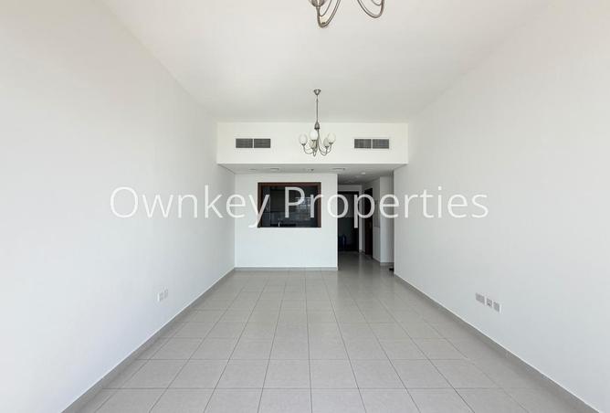 106421021 - Property Image 2