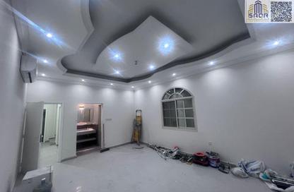 Villa - 5 Bedrooms - 6 Bathrooms for rent in Al Mowaihat 3 - Al Mowaihat - Ajman