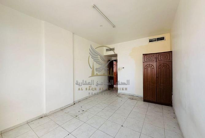 132015963 - Property Image 2