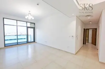 Apartment - 1 Bedroom - 2 Bathrooms for rent in Airport View Building - Al Garhoud - Dubai Apartment - 1 Bedroom - 2 Bathrooms for rent in Airport View Building - Al Garhoud - Dubai