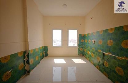 Apartment - 2 Bedrooms - 2 Bathrooms for rent in Sharq building - Al Seer - Ras Al Khaimah