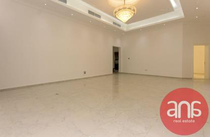 Villa - 5 Bedrooms - 6 Bathrooms for rent in Al Aweer 1 - Al Aweer - Dubai Villa - 5 Bedrooms - 6 Bathrooms for rent in Al Aweer 1 - Al Aweer - Dubai