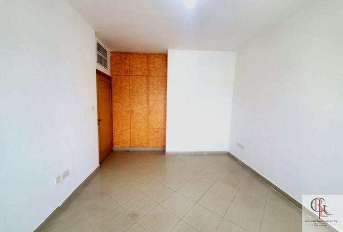 73168830 - Property Main Image