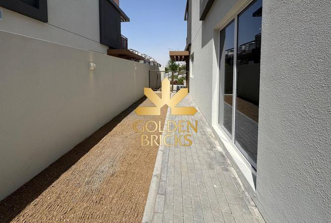 4-bed townhouse in Verona · Vacant · Brand new — photo 3