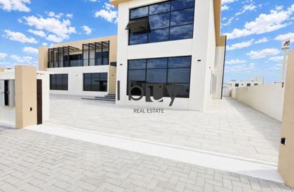 Villa - 5 Bedrooms - 7+ Bathrooms for rent in Alreeman II - Al Shamkha - Abu Dhabi
