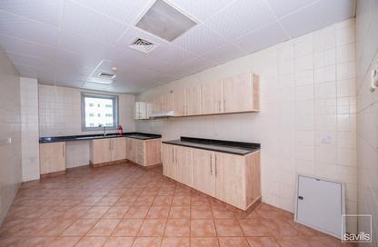 Apartment - 3 Bedrooms - 2 Bathrooms for rent in Al Taawun Street - Al Taawun - Sharjah