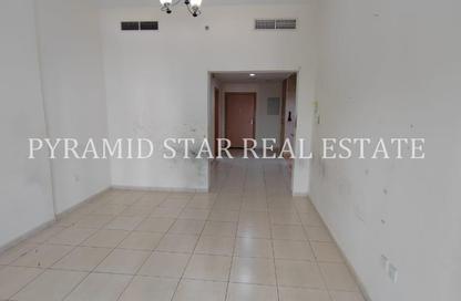 Apartment - 1 Bedroom - 2 Bathrooms for rent in Axis Residence 4 - Axis Residence - Dubai Silicon Oasis - Dubai