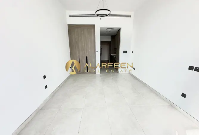 125181200 - Property Image 2