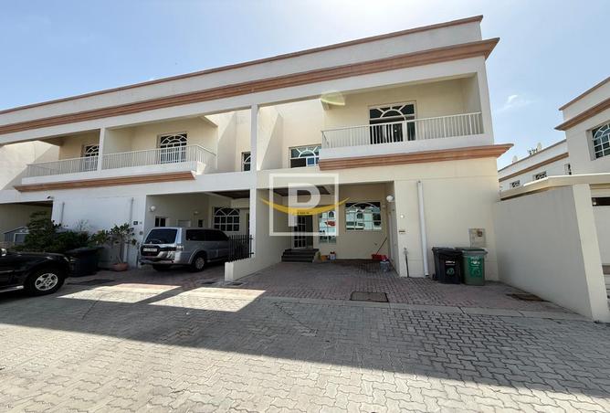 71118133 - Property Image 2