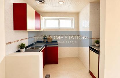 Office Space - Studio - 1 Bathroom for rent in Al Souk Al Kabeer - Bur Dubai - Dubai