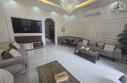 Villa - 5 Bedrooms - 7 Bathrooms for sale in Al Yasmeen 1 - Al Yasmeen - Ajman