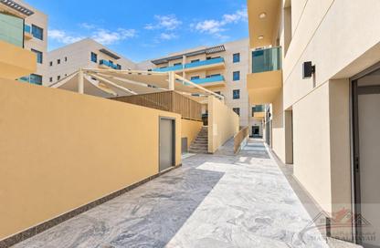 Apartment - 2 - 3 for rent in Muwaileh 29 Building - Muwaileh - Sharjah