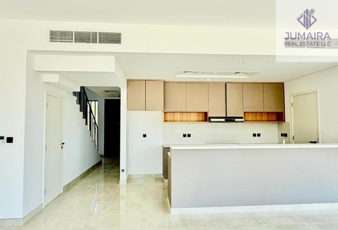 Luxury 3-Bedroom Villa | Spectacular Sea & casino