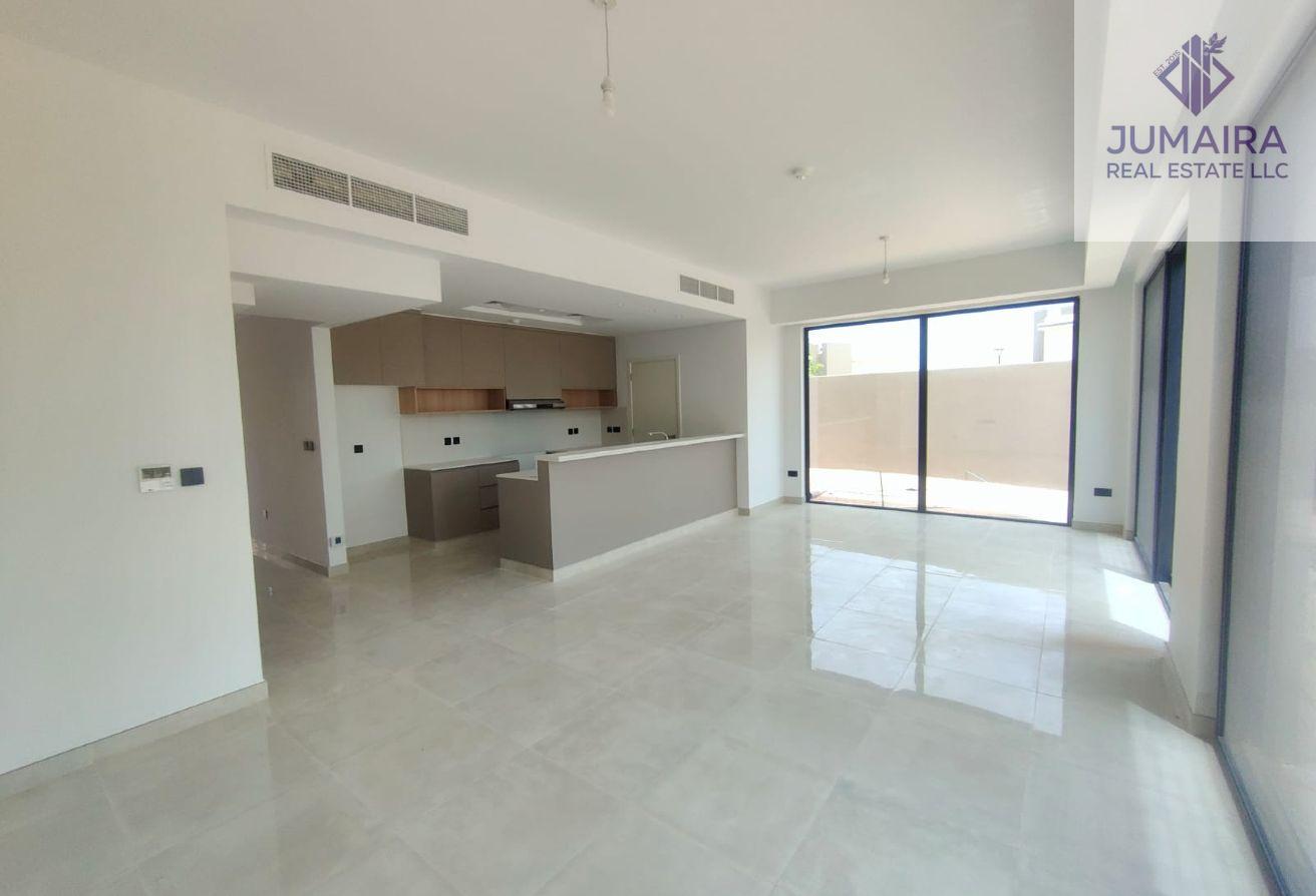 Luxury 3-Bedroom Villa | Spectacular Sea & casino