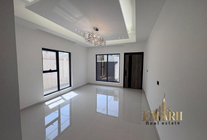 144170828 - Property Image 3