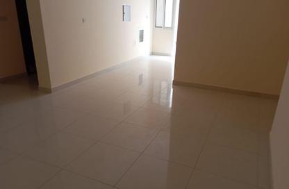 Apartment - Studio - 1 Bathroom for rent in Uzair Building - Al Rawda 3 - Al Rawda - Ajman