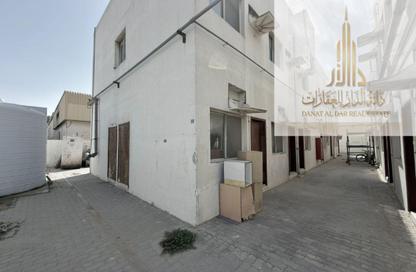 سكن عمال - استوديو - 8 حمامات للايجار في الجرف 3 - الجرف - عجمان وسط المدينة - عجمان سكن عمال - استوديو - 8 حمامات للايجار في الجرف 3 - الجرف - عجمان وسط المدينة - عجمان