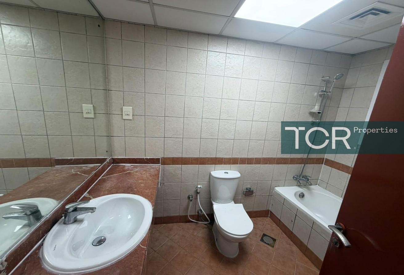 Company staff Welcome| 2BHK with balcony for Rent photo 9