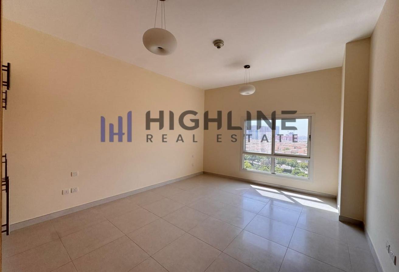 Spacious 3BR + Maid + Laundry | High Floor | Stunning Villa View photo 6
