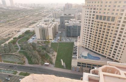 Apartment - Studio - 1 Bathroom for sale in Silicon Gates 1 - Silicon Gates - Dubai Silicon Oasis - Dubai