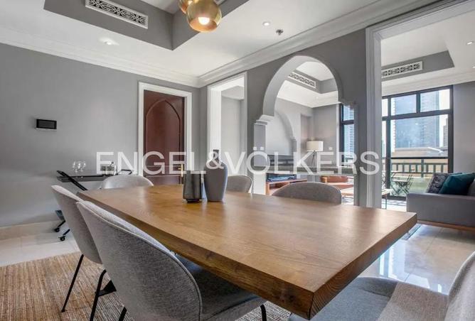 Well Maintained | Vacant | Rare Layout