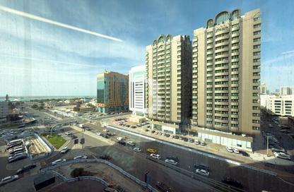 Office Space - Studio - 1 Bathroom for rent in Khalidiya Towers - Al Khalidiya - Abu Dhabi