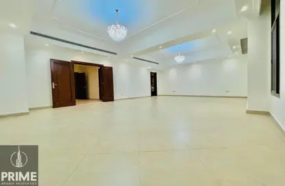 شقة - 3 غرف نوم - 4 حمامات للايجار في هضبة الزعفرانة - منطقة المرور - أبوظبي