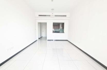 Apartment - 1 Bedroom - 2 Bathrooms for rent in Crystal Residence - District 11 - Jumeirah Village Circle - Dubai