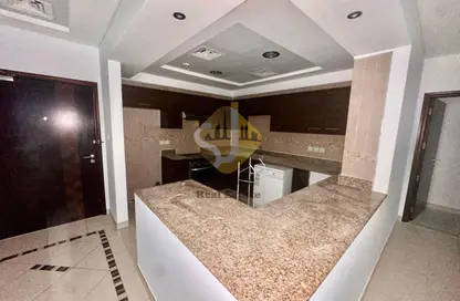 Apartment - 2 Bedrooms - 2 Bathrooms for rent in Latifa Tower - Sheikh Zayed Road - Dubai