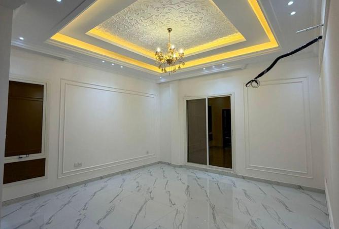 76180241 - Property Image 3