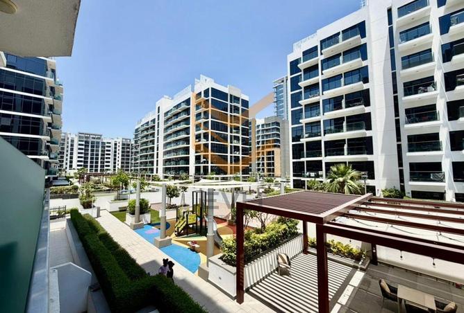 Studio | 750K | Pool View | Balcony Access
