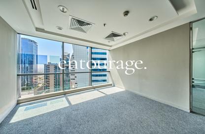 Office Space - Studio for rent in The Regal Tower - Business Bay - Dubai